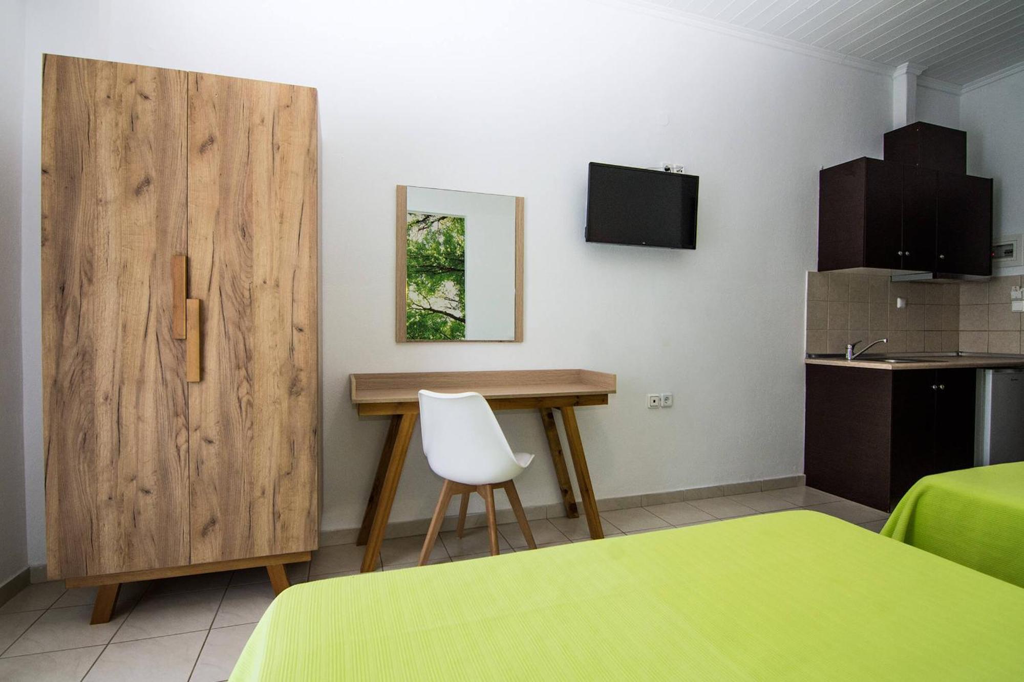 Philoxenia Earia Aparthotel Βρασνά Δωμάτιο φωτογραφία