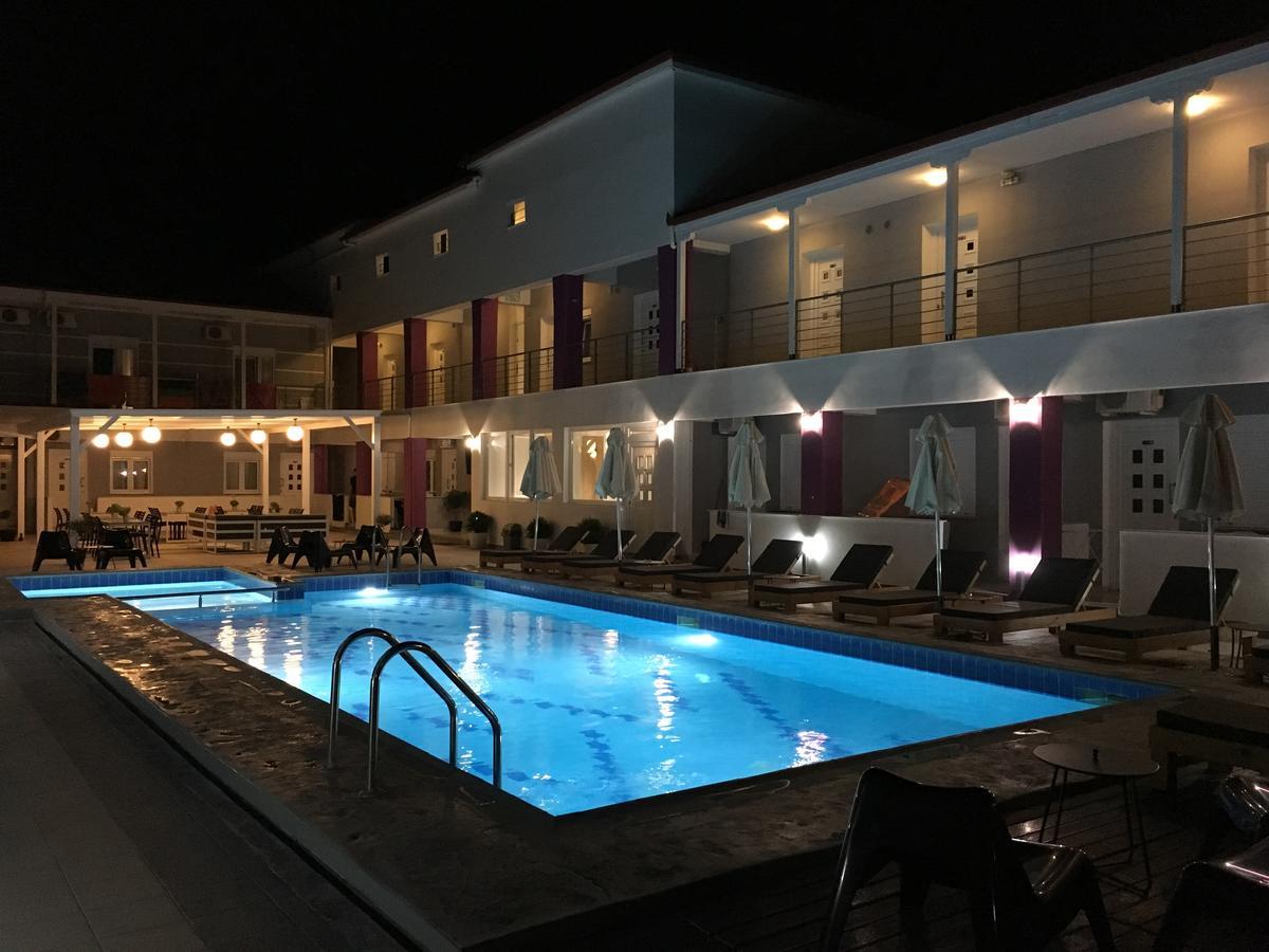 Philoxenia Earia Aparthotel Βρασνά Εξωτερικό φωτογραφία